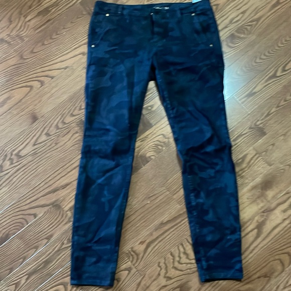 Zara camouflage jeans - Picture 1 of 1